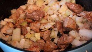 Свинина с зеленой фасолью