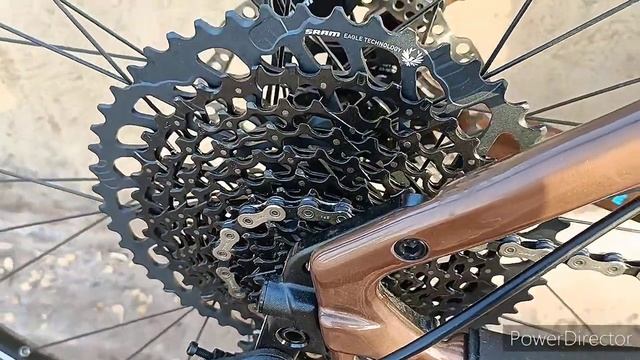 SANTA CRUZ CHAMELEON C - project bike ( KPC Kuwait ) смотреть онлайн