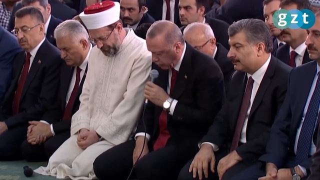 Садыр Жапаровдун КУРАН окуп ДУБА кылганын көрдүңүз беле?! смотреть онлайн