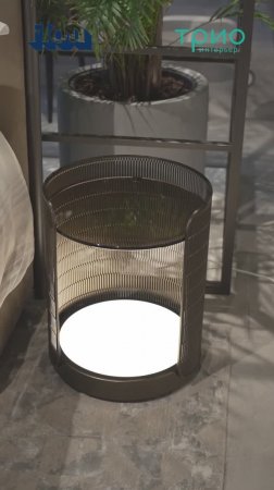 Прикроватная тумбочка Chiaro di Luna Anodic Bronze от Flou