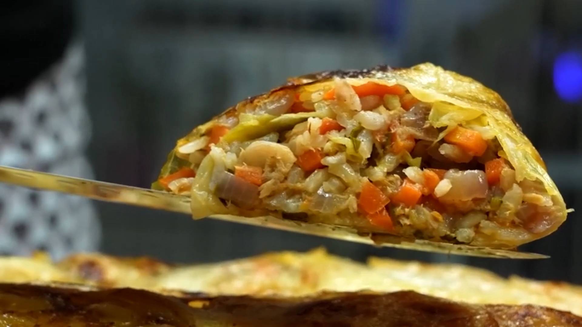 Капуста в рукаве с начинкой