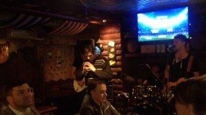 Танец молодого сантехника