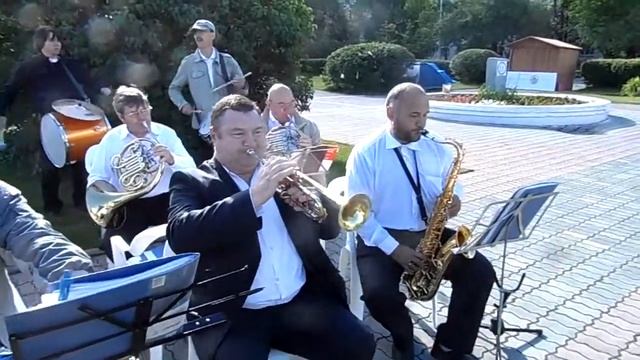 NEW-ORKESTRA-марш все выше смотреть онлайн