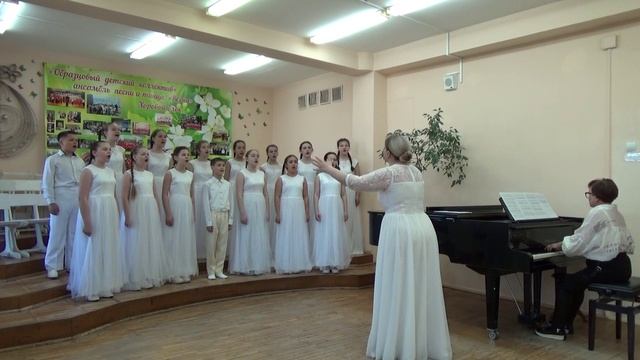 "Пожалуйста, не мёрзните душой..." , слова Ирены Булановой, музыка Натальи Малышевой.