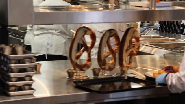 Inauguran AVENGERS CAMPUS en DISNEY CALIFORNIA ADVENTURE. Mira todo lo que tiene MARVEL para ti смотреть онлайн