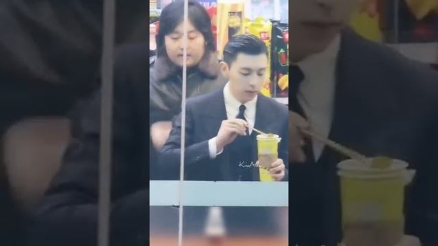 Приятного аппетита, мистер Шен! Дэн Лунь / Deng Lun. смотреть онлайн