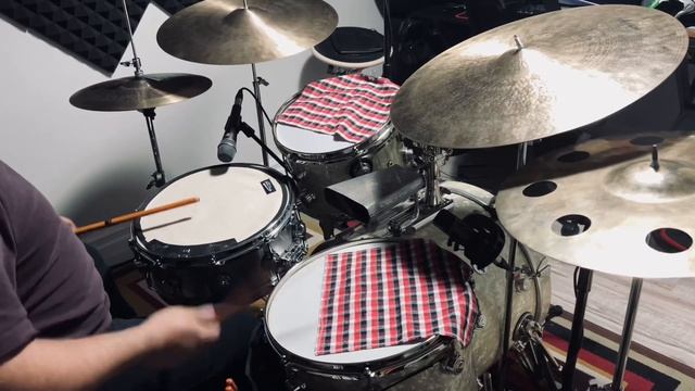 Resolutions - Brendan Scott Friel смотреть онлайн