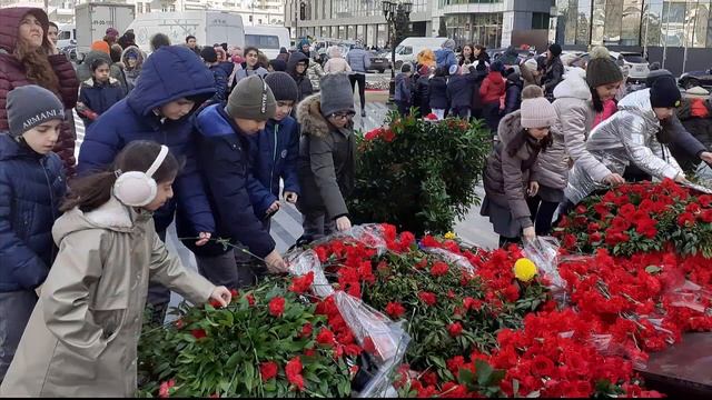 28 Мая - "День Республики" смотреть онлайн