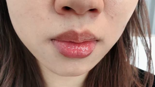 Lip Booster Professional cosmetics for ultimate action смотреть онлайн