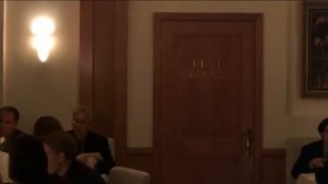 End Of Days (1999) Restaurant Scene - 'BOOB Grab' !!! HD