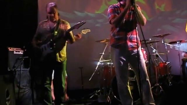 Bombón (Autor: Pin Molina - Interpretado por "Cupido Traidor" смотреть онлайн