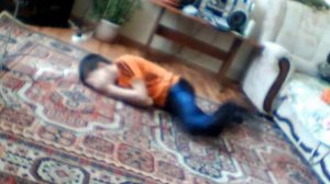 Упал с шкафа