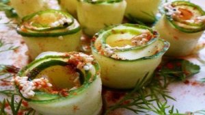 Закуска из огурцов и сыра