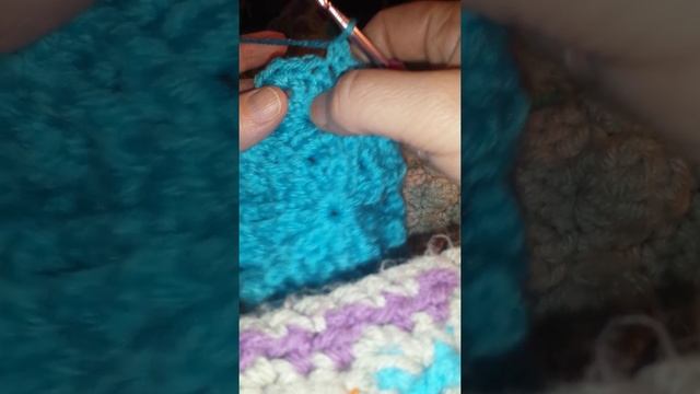 Universal Star flower 12" sq смотреть онлайн