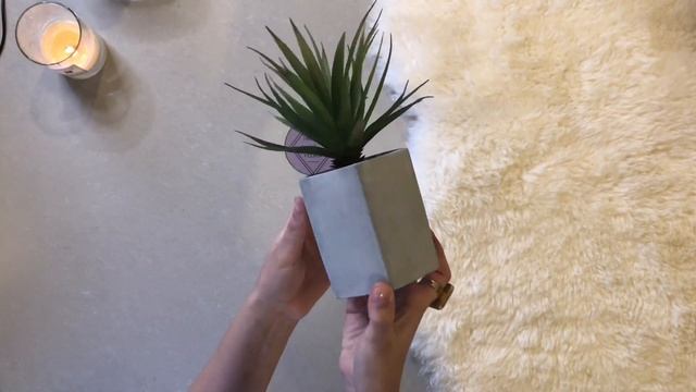 Faux Grass Plant смотреть онлайн