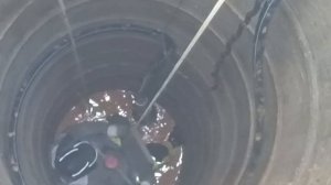 Снт. Питеренка . Вкопали два кольца в плывун , зачем ????