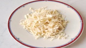 Салат из баклажанов с сельдереем