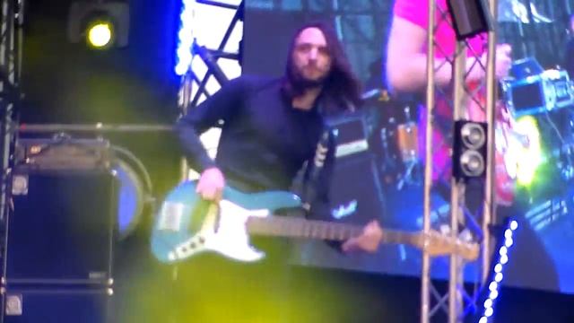 Антитела на открытии Винницкого фонтана