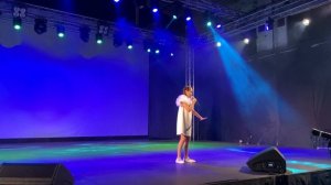 «Судьба моя-Карели», текст: Е. Пиетиляйнен, музыка: С. Суэтов.
Поет Виктория Ступак