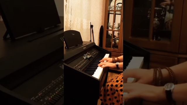 белый лебедь