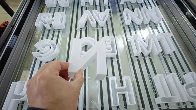 3д принтер для печати рекламных световых букв