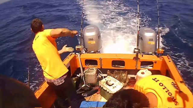 We spend 24hrs Tolling For Albacore Tuna смотреть онлайн