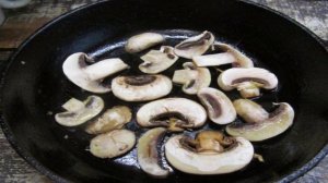 Теплый кобб - салат из риса с кабачком и грибами