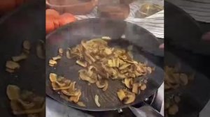 🧆Мясные колобки с начинкой.