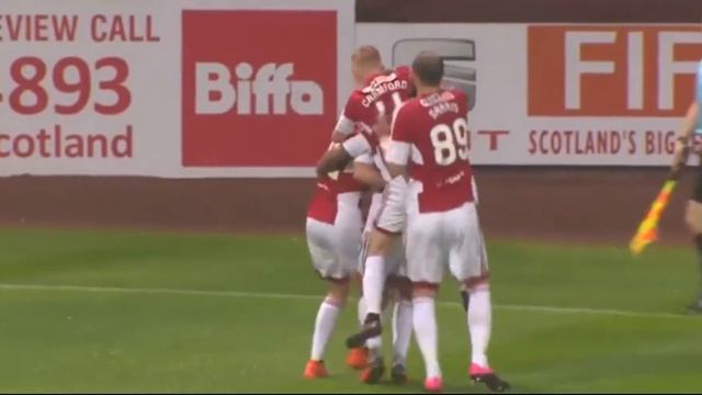 Левый защитник Хамильтон Академик Даррен Лайн забил невероятный гол смотреть онлайн