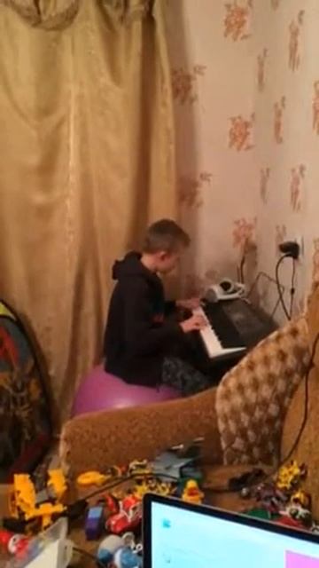 Учу песню Белые Снежинки#музыкант#музыка#белыеснежинки#синтезатор смотреть онлайн