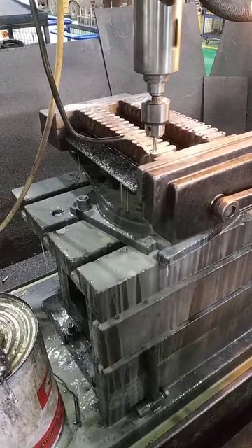 Hot Sale Drilling on the Body of Air Motor смотреть онлайн