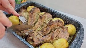 Готовлю бомбическое мясное блюдо на обед, думаю оно понравится всем_