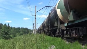 Тепловоз 2ТЭ116-1710 «БалтТрансСервис» с наливным поездом