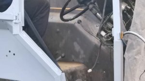 Восстановление трактора, ЛТЗ, Т-40, МТЗ, ЮМЗ... Разобрал кабину, начал пескоструить, грунтовать.