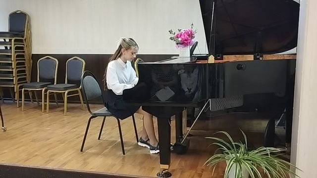 Енова Лиля . Мгновение Шейко