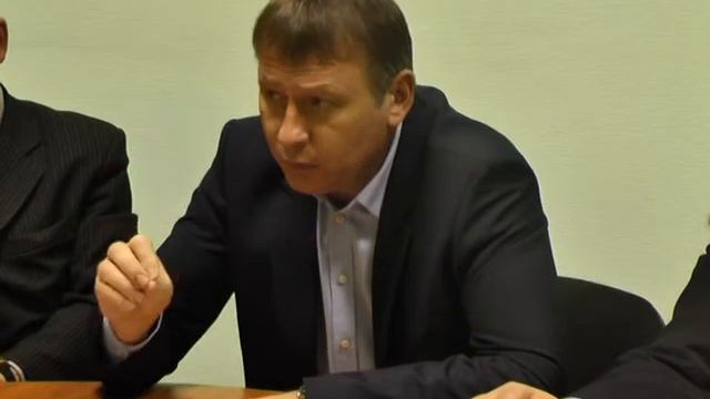 Встреча председателей советов домов, выбравших УК ЖКО, с Русланом Лебедевым