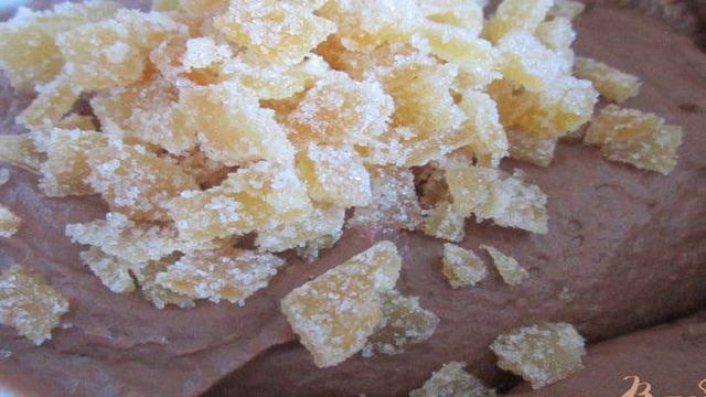 Шоколадный кекс с имбирными цукатами