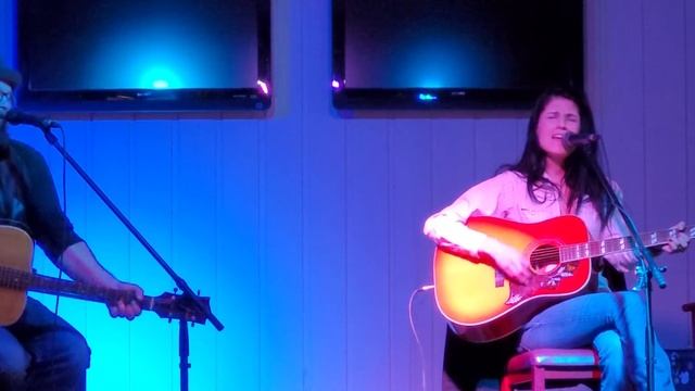 Frannie Klein - Miranda Lambert cover "White Liar" - Norvilla Hotel - 2022-03-18 смотреть онлайн