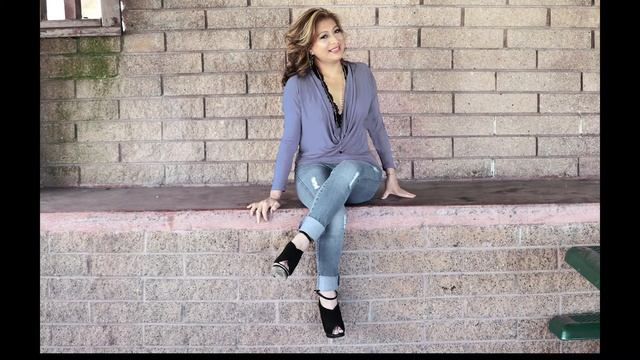 Que Bonito/Cover/ Tami Sandoval смотреть онлайн