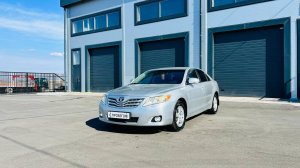 Toyota Camry, 2011 год