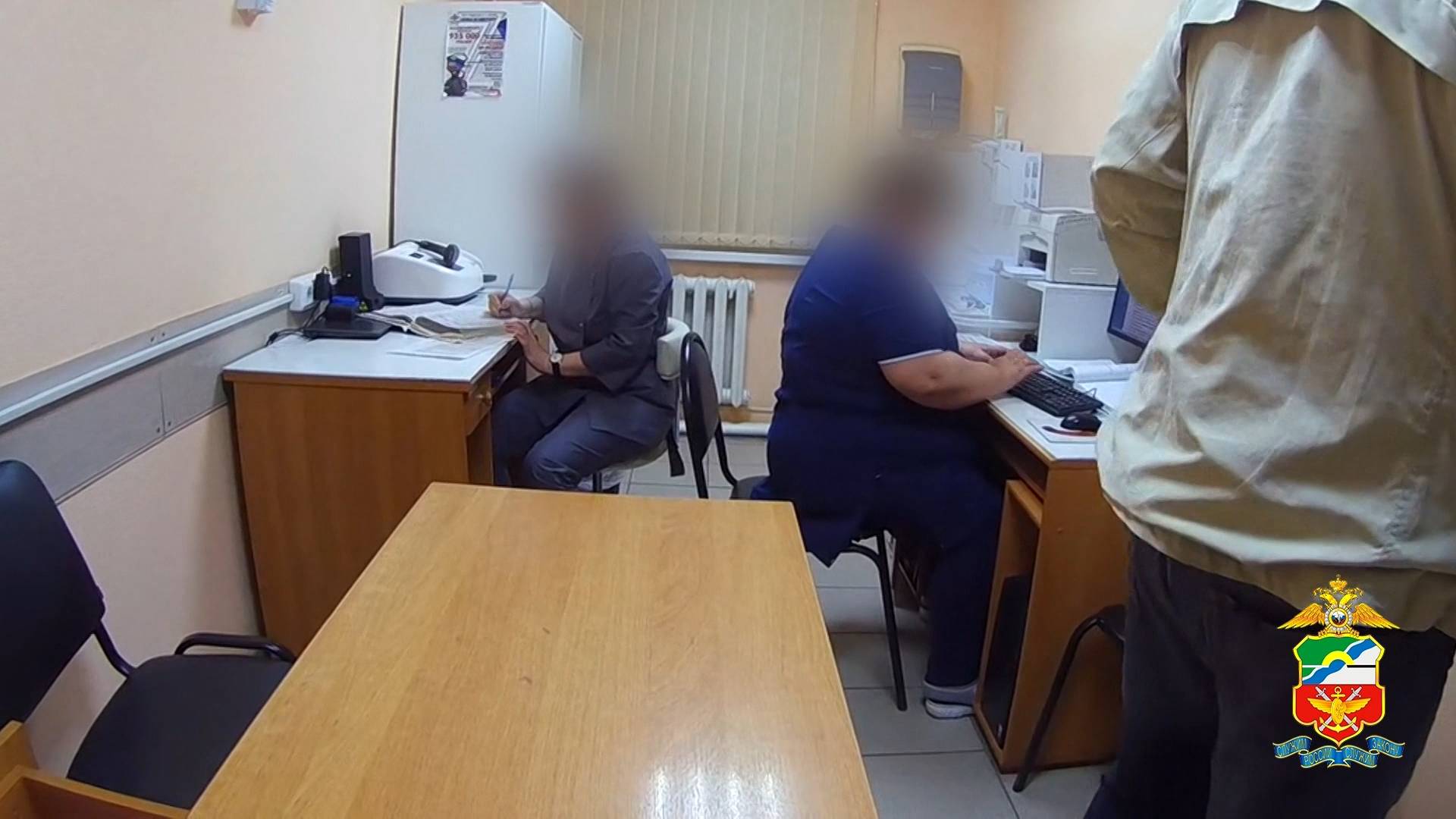 В Белове транспортные полицейские сняли с поезда «Новокузнецк-Москва» дебошира