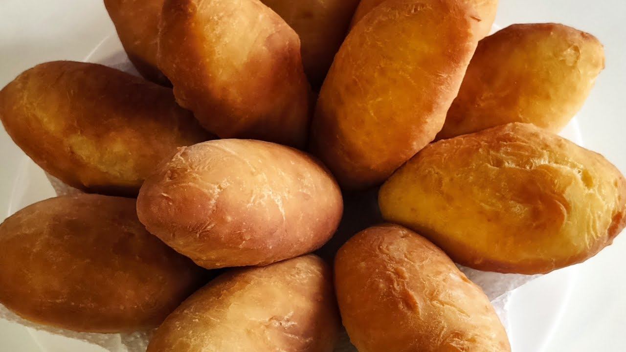 #Пирожки жаренные с капустой, картофелем и грибами