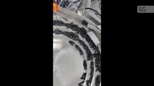 Счётно-фасовочная машина для упаковки метизов TY-320-1P