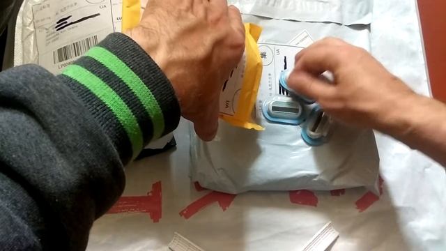 Безопасные лезвия для бритвы Gillette Venus смотреть онлайн