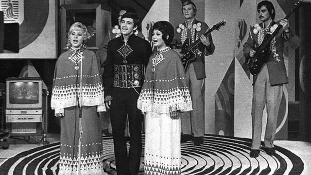 Шовкова косиця - ВІА "Смерічка" смотреть онлайн