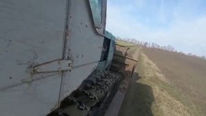 Гусеничний Т-150 бульдозер кайфовий апарат )))