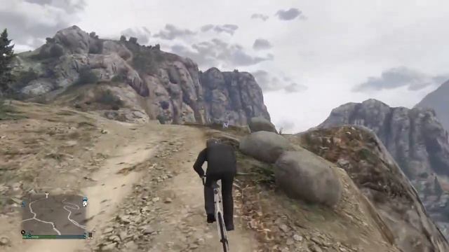 GTA 5 PS4 - Climbing Mount Chiliad on bike