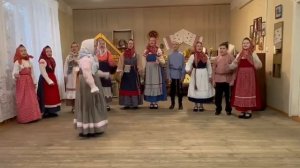 Поёт детский фольклорный ансамбль "Прекраса"