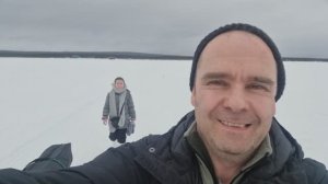 Зимняя рыбалка с дочей и свояком!)