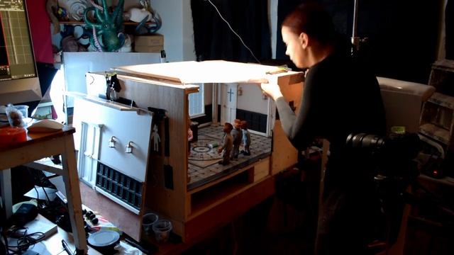 Behind the scenes of my stop motion animation "To fit in" смотреть онлайн
